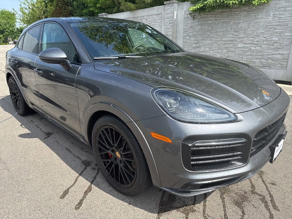 Used 2023 Porsche Cayenne GTS w/ Premium Package AWD/4WD image 8