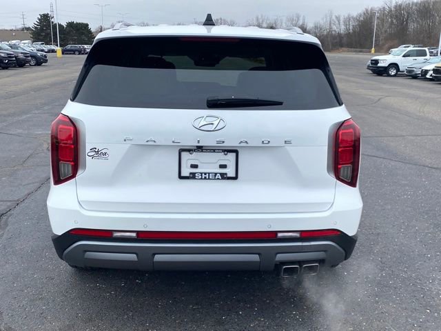 Used 2025 Hyundai Palisade SEL FWD image 4