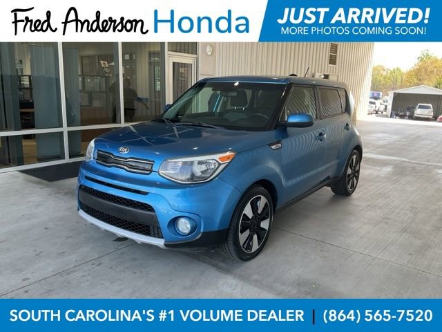 Used 2018 Kia Soul + image 1