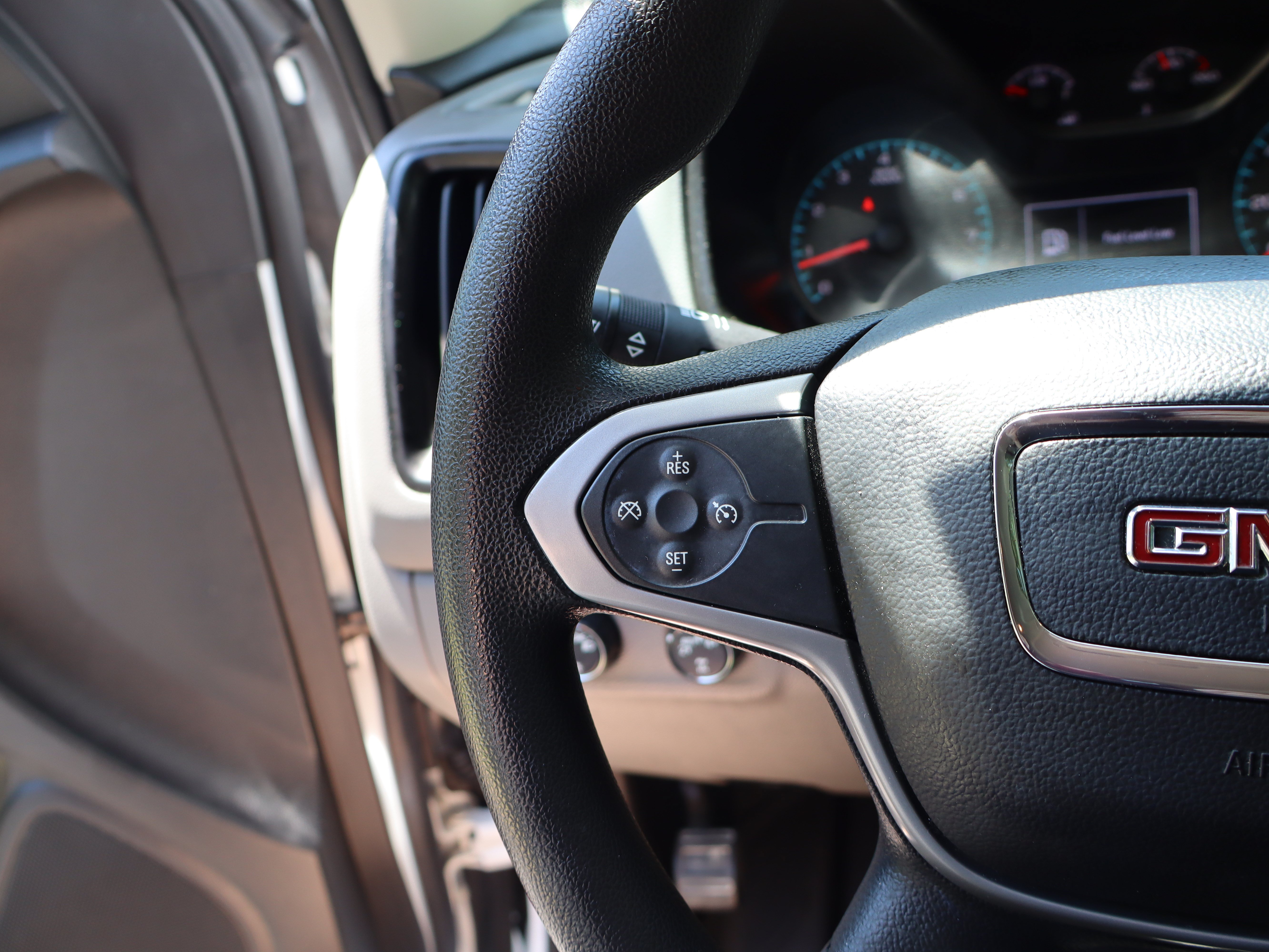 Used 2022 GMC Canyon Elevation Standard w/ Convenience Package AWD/4WD image 23