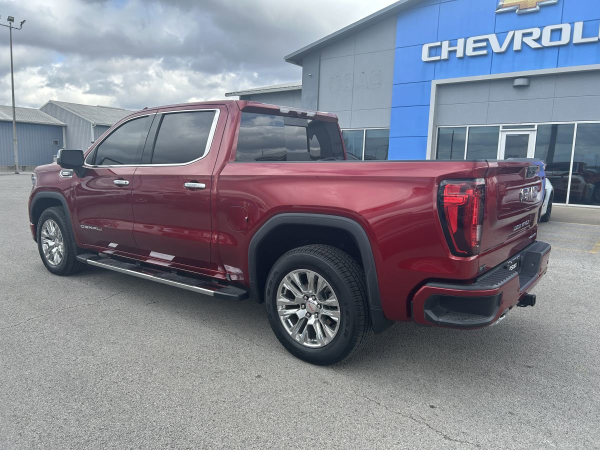 Used 2022 GMC Sierra 1500 Denali image 6