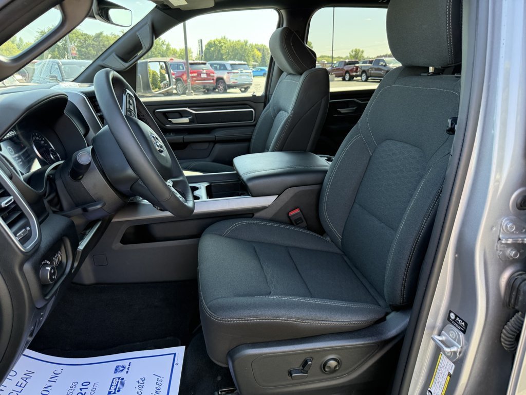 Used 2026 RAM 1500 Big Horn AWD/4WD image 12