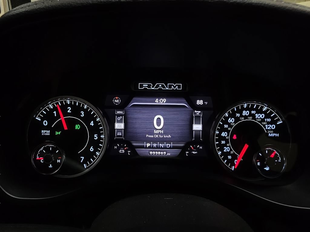 Used 2024 RAM 1500 Laramie AWD/4WD image 22