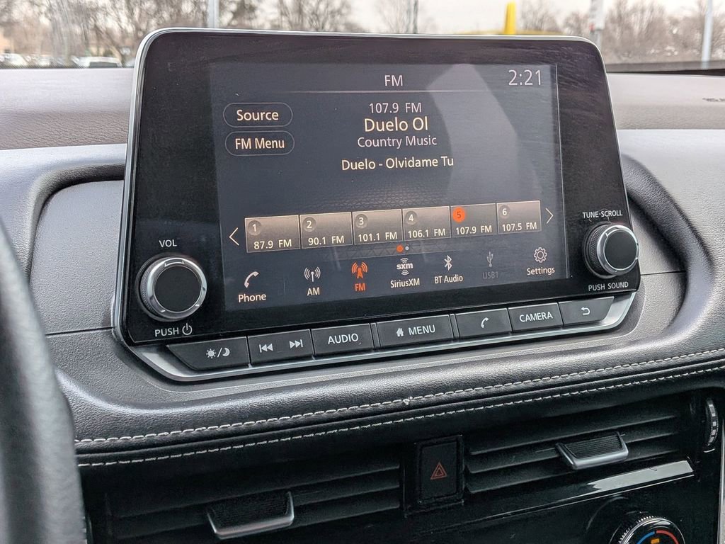 Used 2021 Nissan Rogue SV image 13