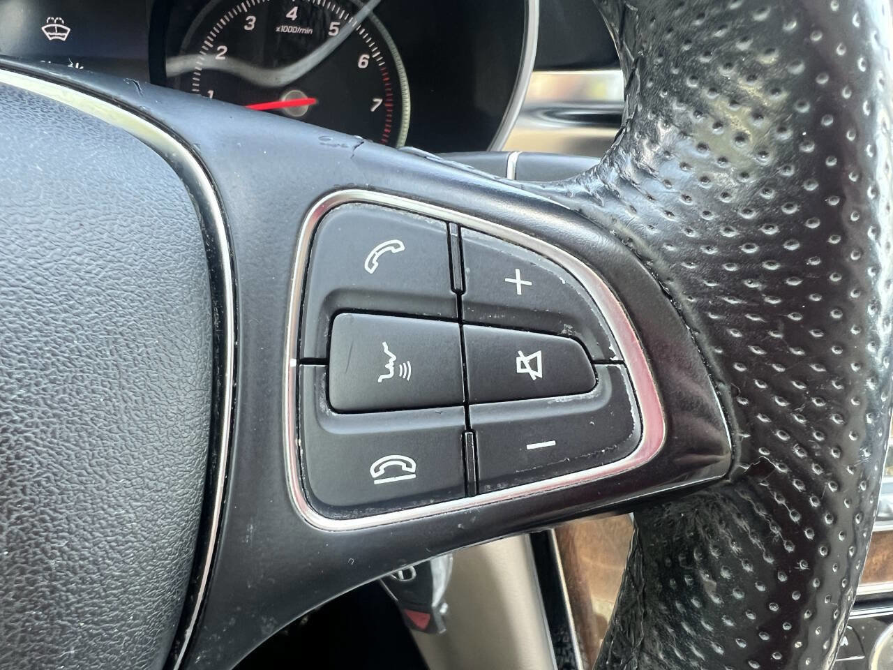 Used 2017 Mercedes-Benz C 300 Sedan image 15