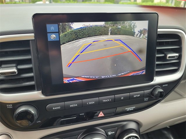 Used 2025 Hyundai Venue SEL image 20