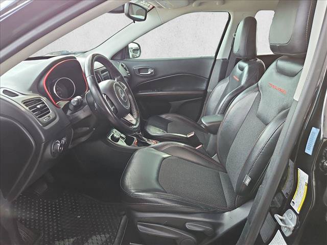 Used 2019 Jeep Compass Trailhawk AWD/4WD image 14