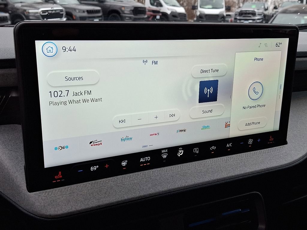 Used 2025 Ford Maverick XLT w/ XLT Luxury Package AWD/4WD image 16