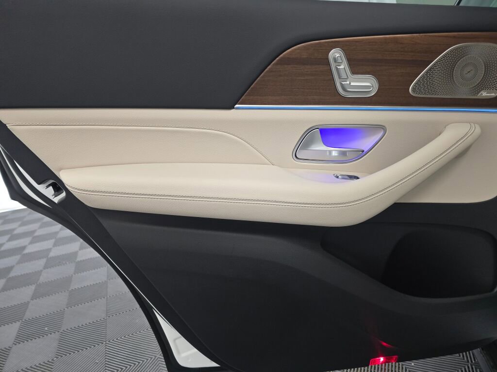 New 2026 Mercedes-Benz GLS 450 4MATIC image 22