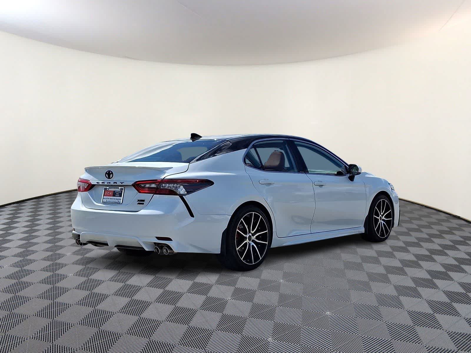Certified 2023 Toyota Camry XSE w/ Cold Weather Package AWD/4WD image 5