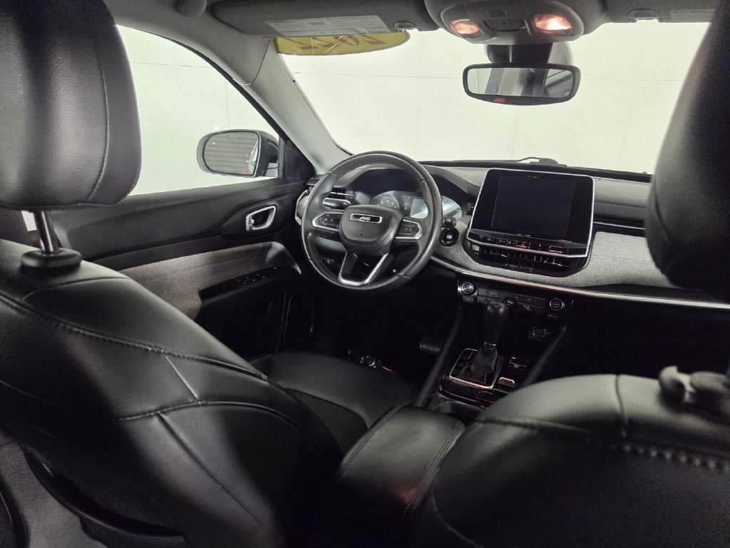 Used 2022 Jeep Compass Latitude AWD/4WD image 30