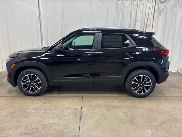 New 2026 Chevrolet TrailBlazer LT w/ LT Cold Weather Package AWD/4WD image 7