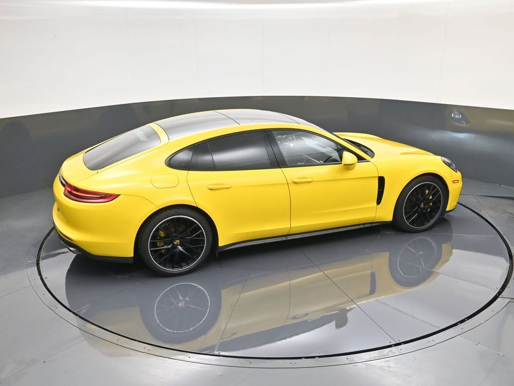 Used 2018 Porsche Panamera 4 image 35