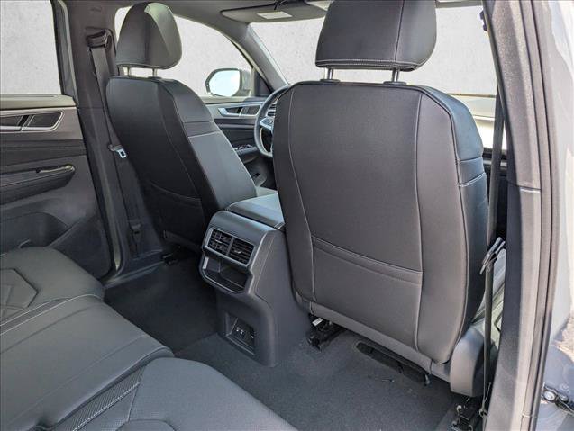 New 2026 Volkswagen Atlas Cross Sport SE FWD image 29