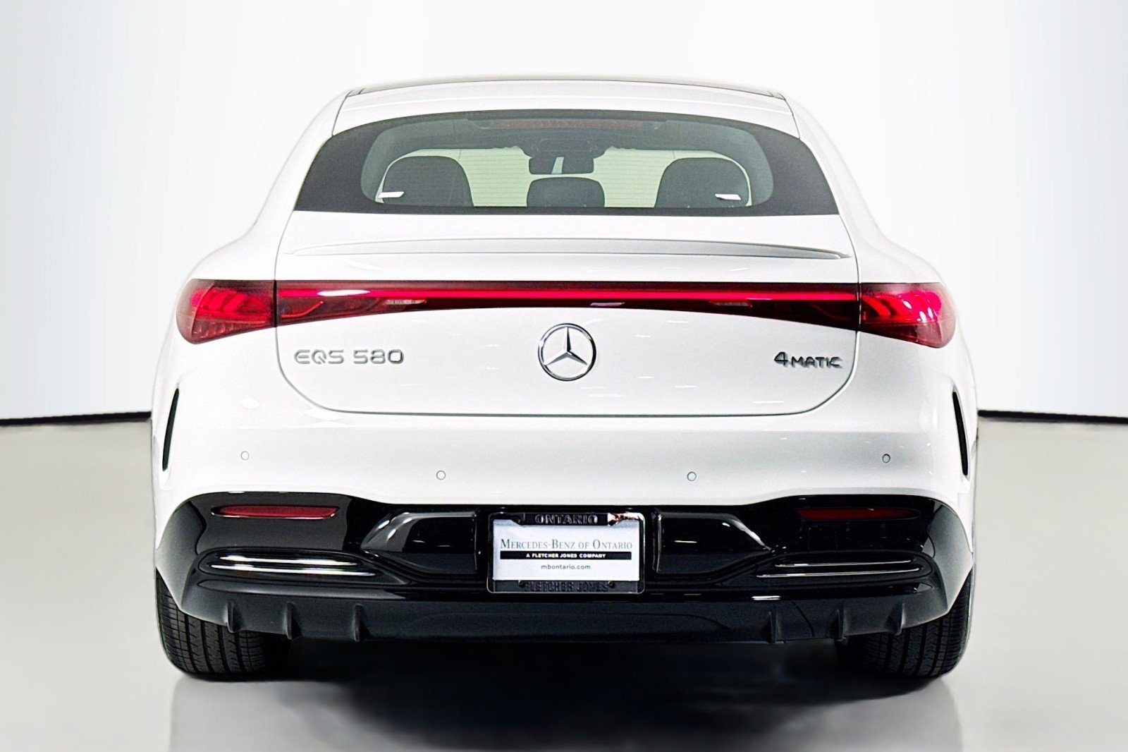 Certified 2022 Mercedes-Benz EQS 580 4MATIC Sedan image 4