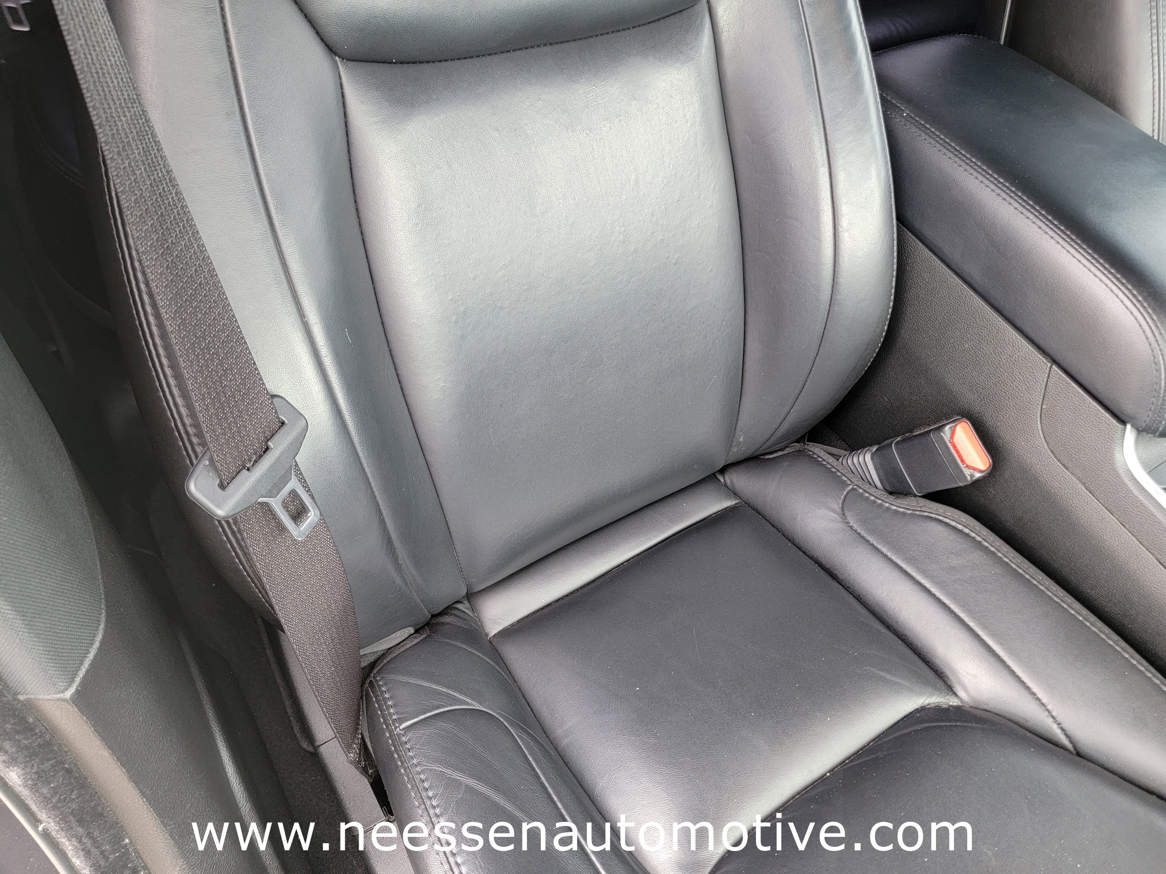 Used 2022 Chrysler 300 Touring L image 10