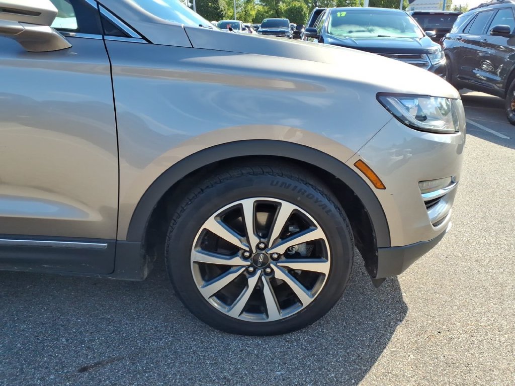 Used 2019 Lincoln MKC Reserve FWD image 25