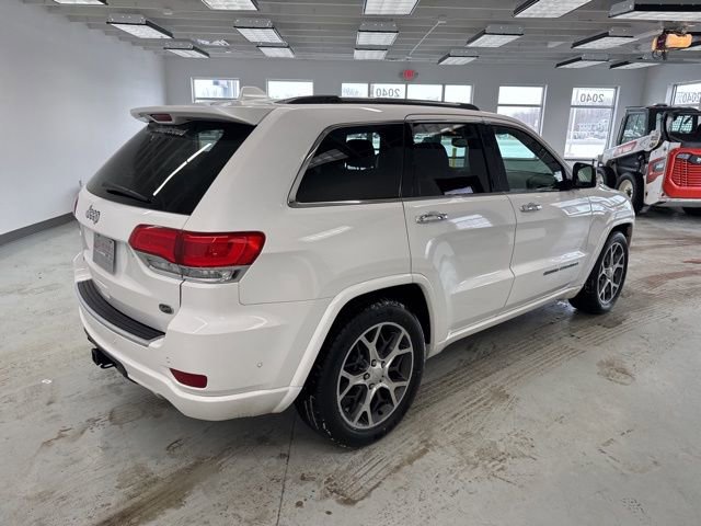 Used 2019 Jeep Grand Cherokee Overland w/ Jeep Active Safety Group image 13