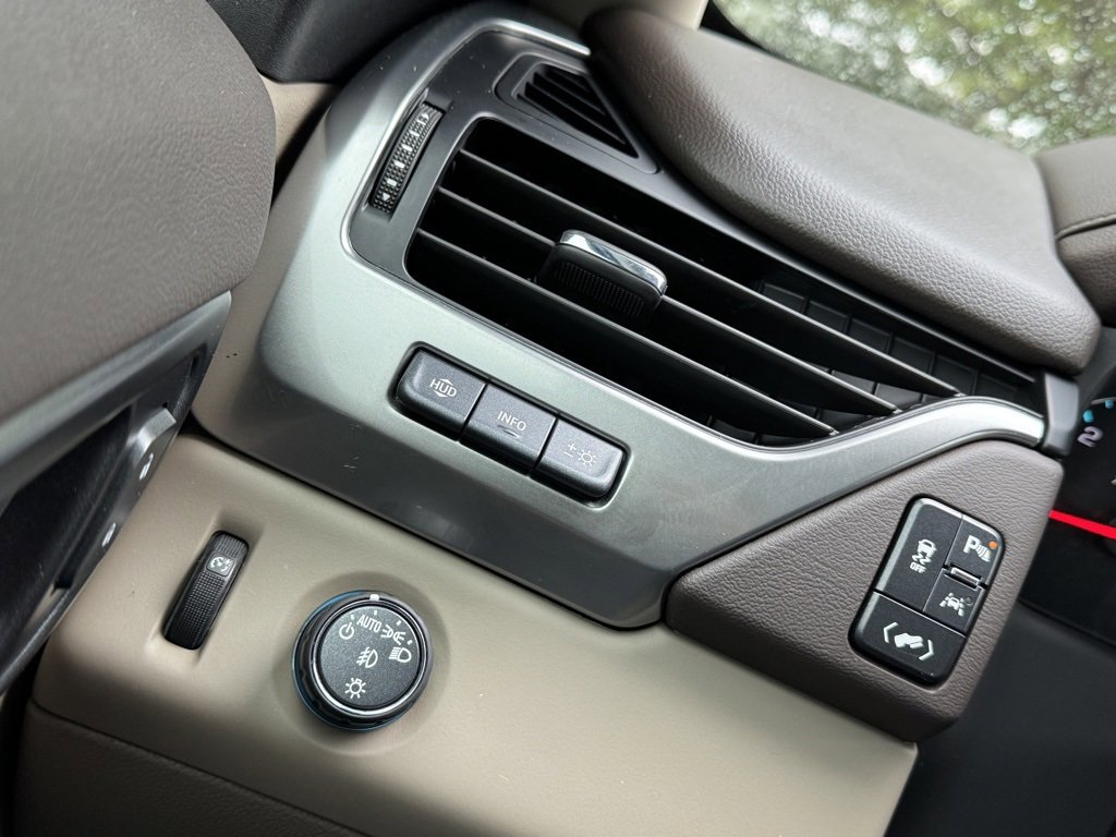 Used 2020 Chevrolet Tahoe Premier image 30