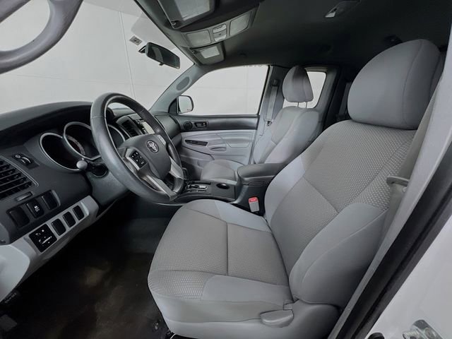 Used 2013 Toyota Tacoma 2WD Access Cab w/ Convenience Pkg image 10