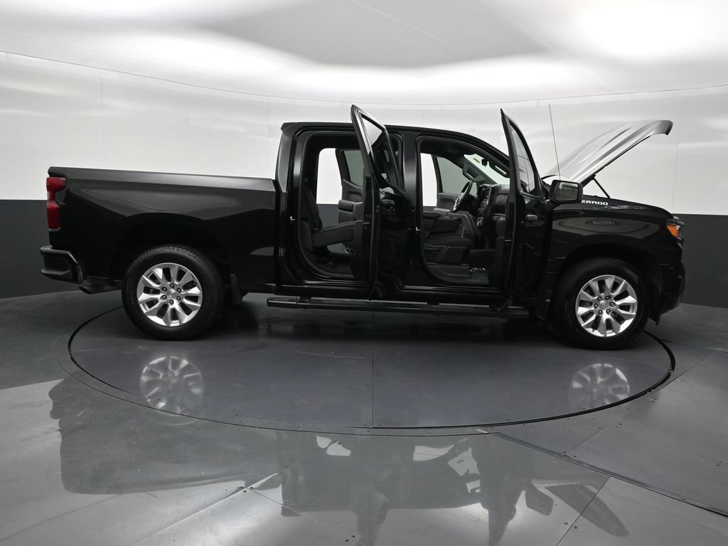 Used 2024 Chevrolet Silverado 1500 Custom RWD image 32