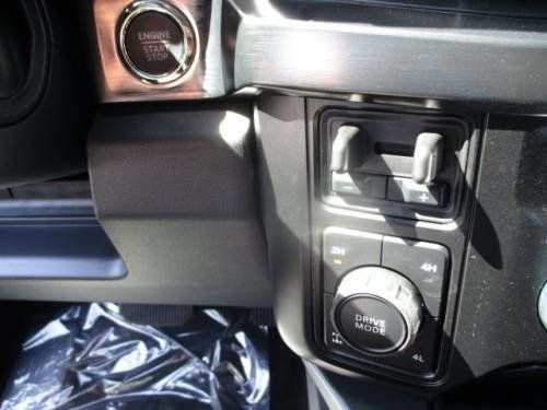 New 2026 Ford F250 Lariat w/ Black Appearance Package image 13