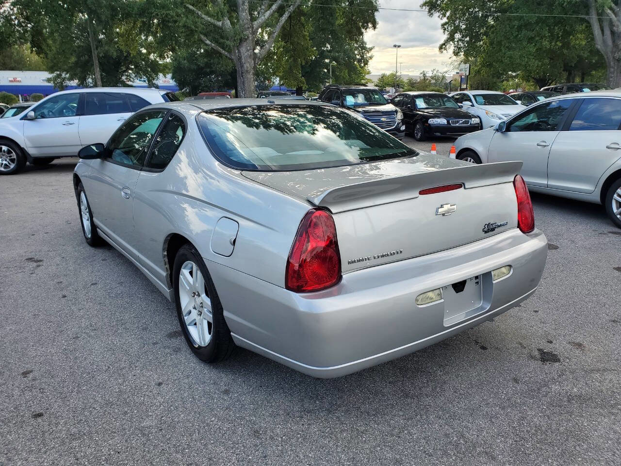 Used 2007 Chevrolet Monte Carlo LT image 5