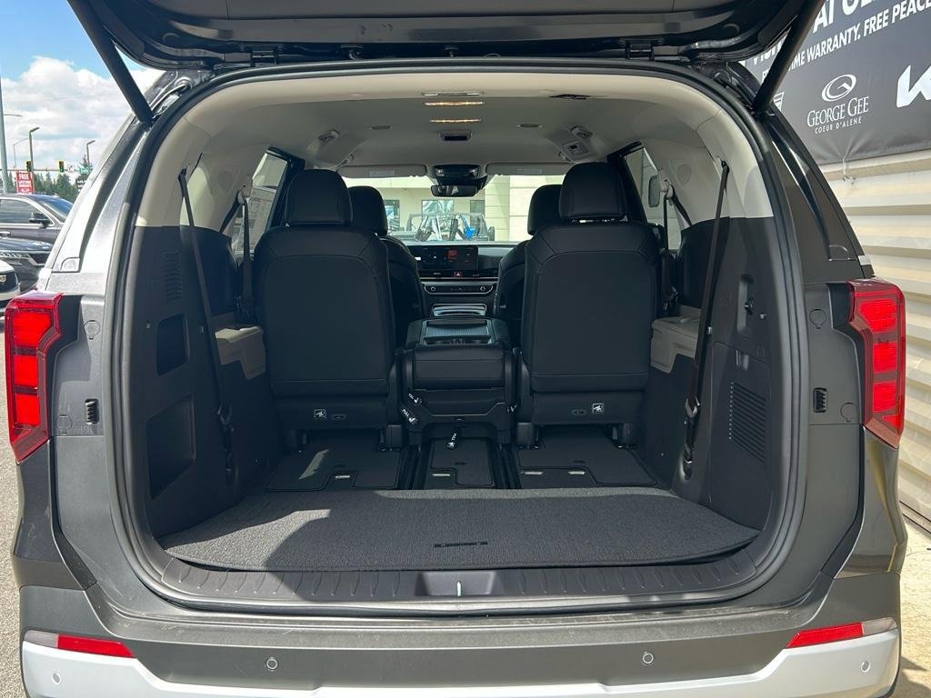 New 2026 Kia Carnival EX image 14
