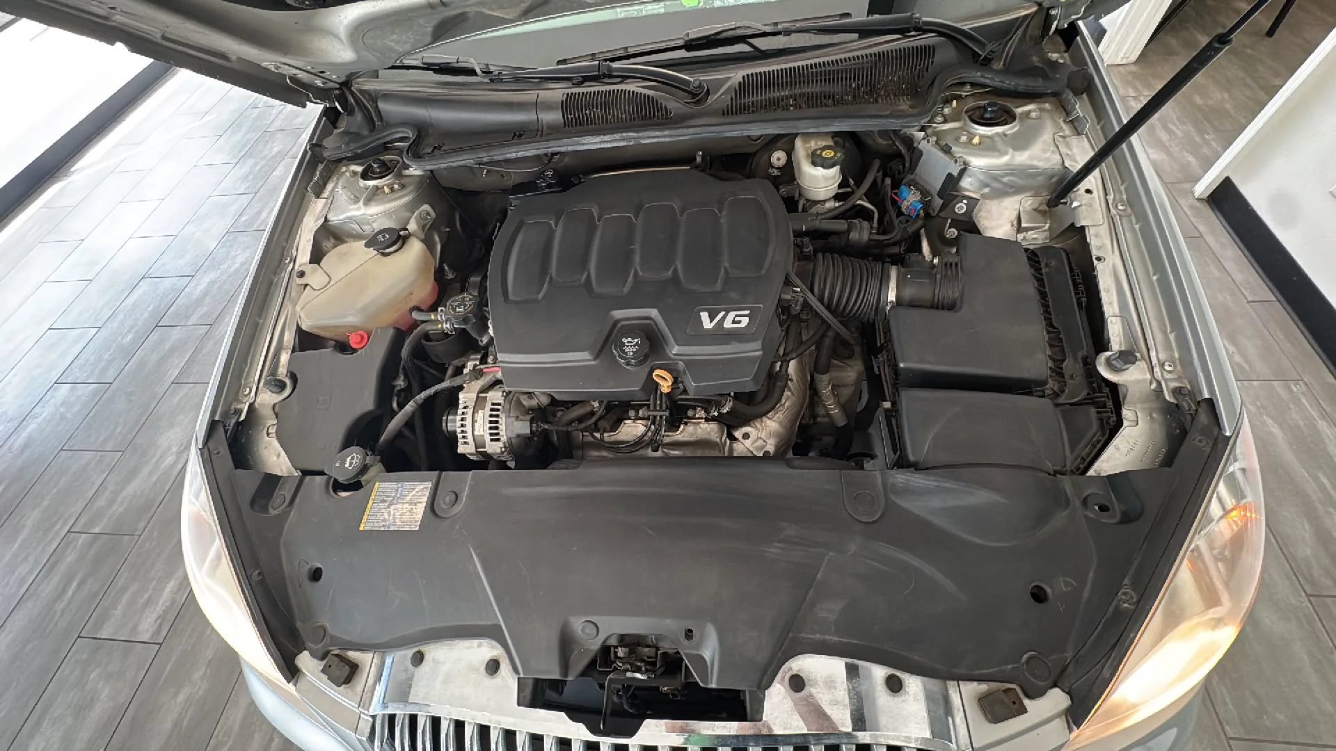 Used 2010 Buick Lucerne CX FWD image 63