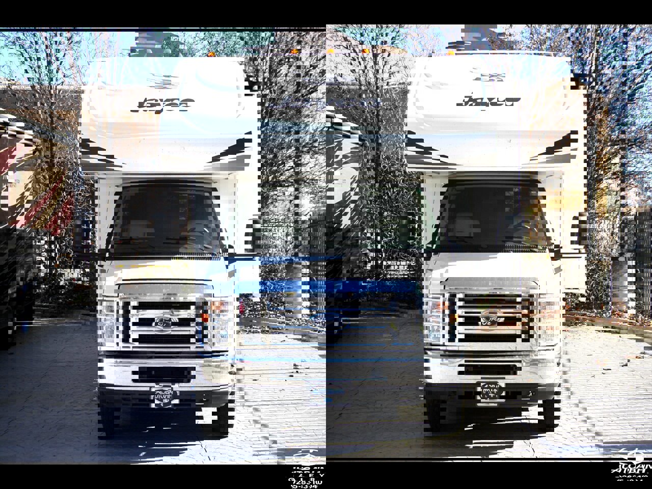 Used 2019 Ford E-450 and Econoline 450 Super Duty w/ Motorhome Prep Package image 2