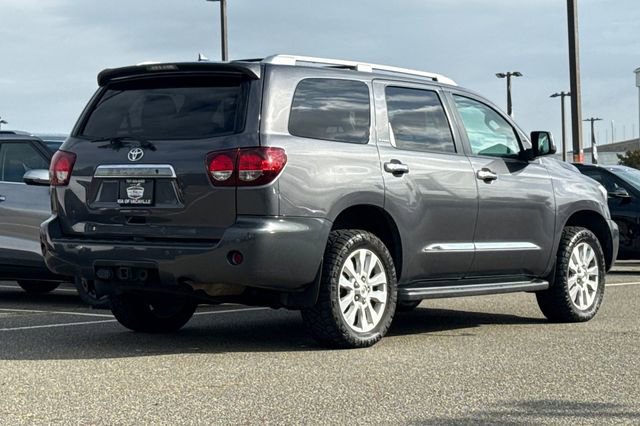 Used 2018 Toyota Sequoia Platinum w/ Carpet Mat Package AWD/4WD image 5