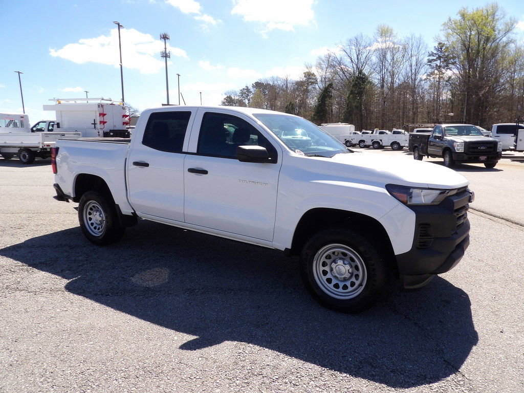 Used 2023 Chevrolet Colorado W/T RWD image 10