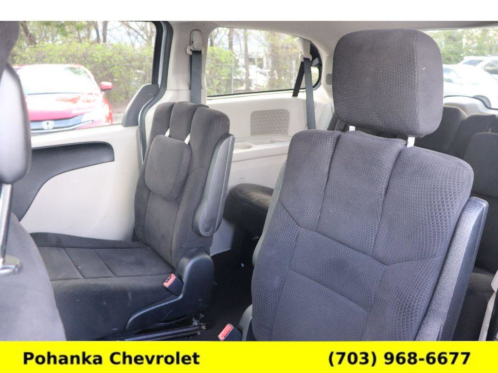Used 2012 Dodge Grand Caravan SE image 19