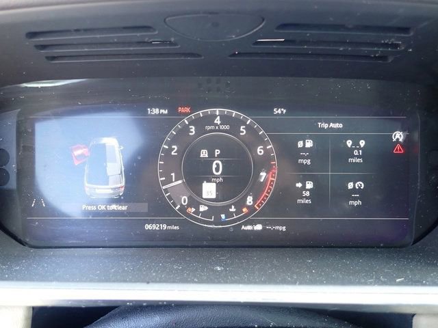 Used 2018 Land Rover Range Rover Sport HSE AWD/4WD image 15