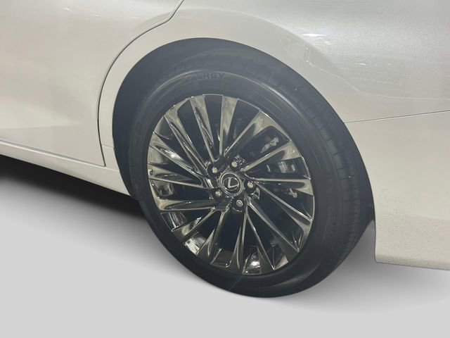 Used 2024 Lexus ES 300h w/ Technology Package FWD image 9