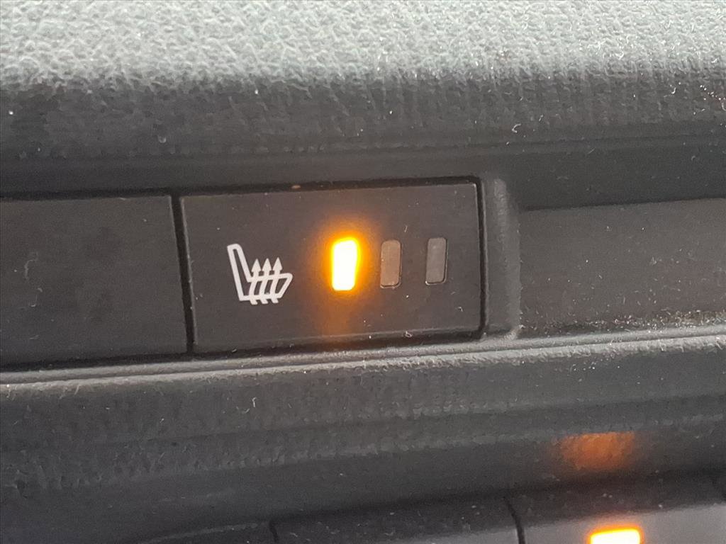 Used 2016 MAZDA MAZDA3 s Grand Touring w/ Technology Package image 11