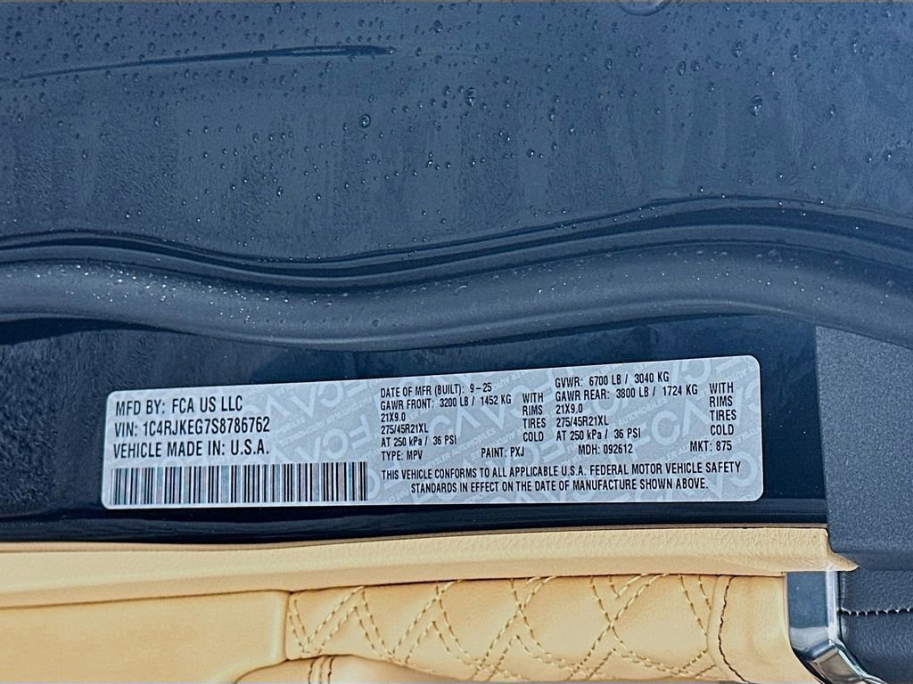 New 2025 Jeep Grand Cherokee L Summit image 19