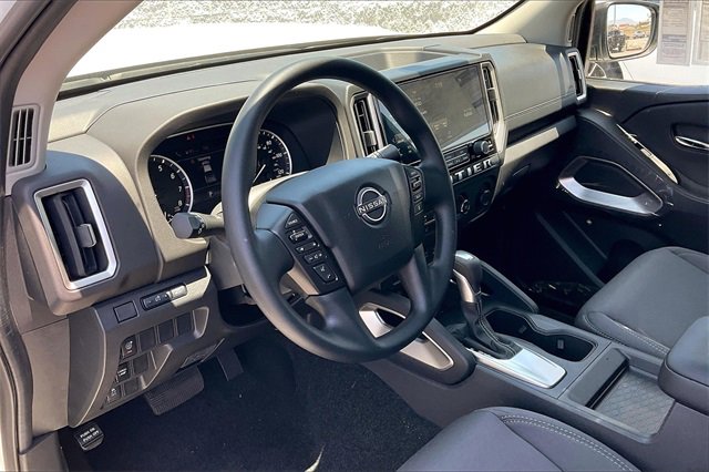 New 2025 Nissan Frontier SV image 5