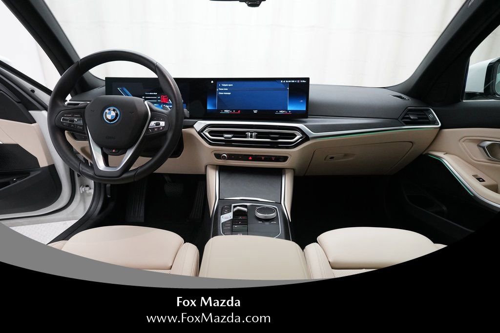 Used 2023 BMW 330e xDrive w/ Driving Assistance Package AWD/4WD image 5
