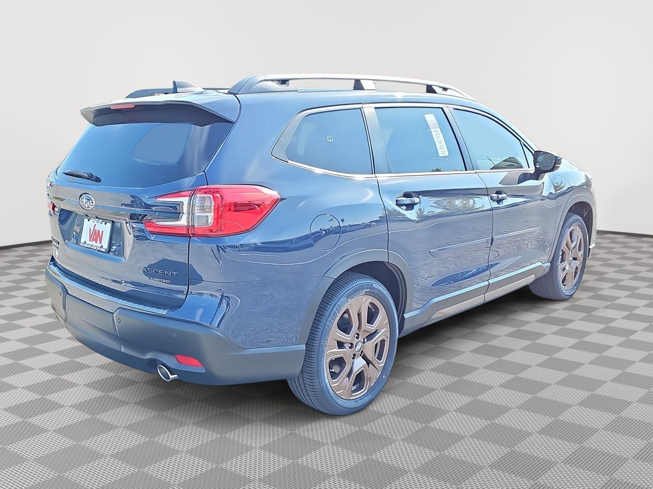 Certified 2025 Subaru Ascent Bronze Edition AWD/4WD image 5