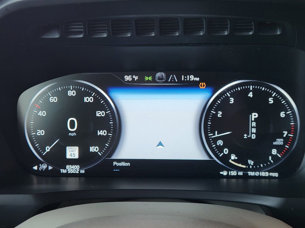 Used 2018 Volvo XC90 T6 Momentum w/ Convenience Package AWD/4WD image 22