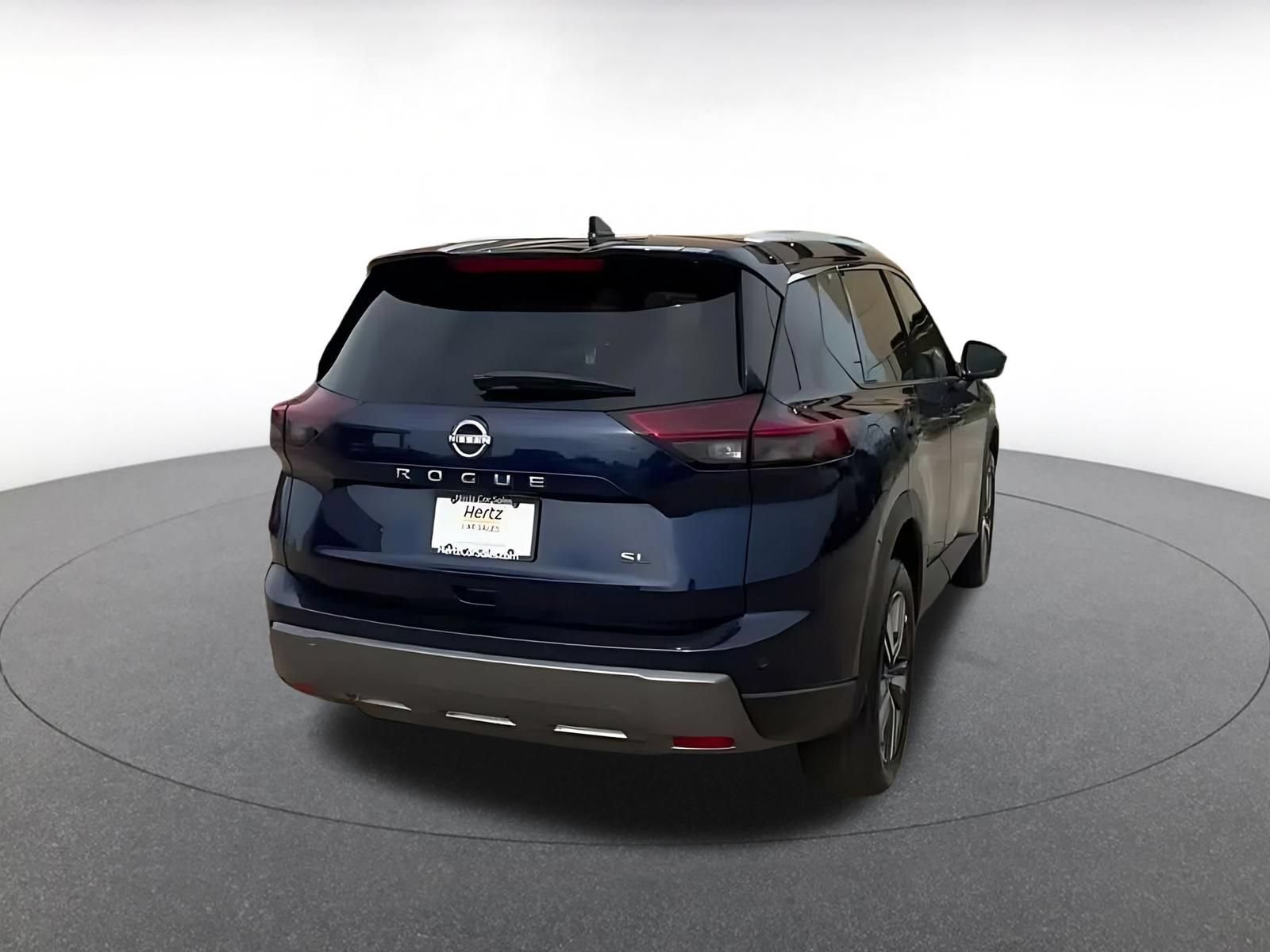 Used 2026 Nissan Rogue SL FWD image 15
