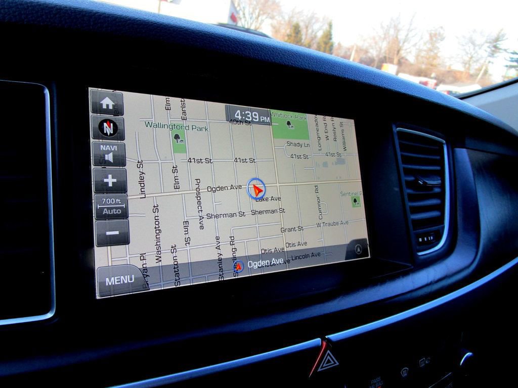 Used 2016 Hyundai Genesis 3.8 w/ Option Group 04 image 3