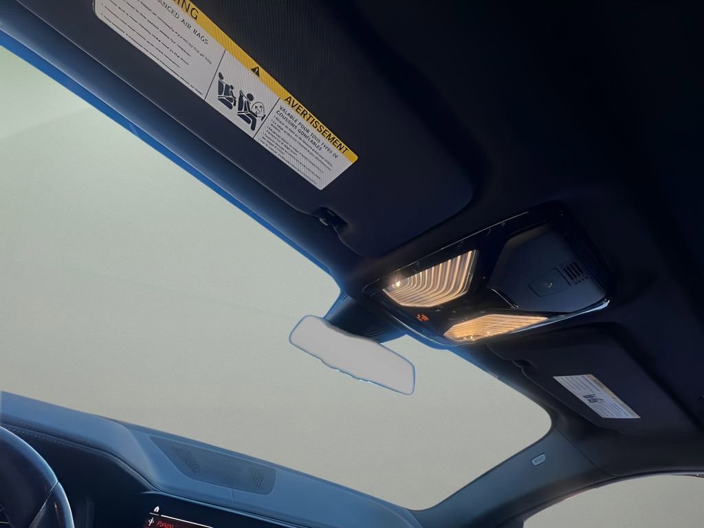 Used 2021 BMW X5 M50i w/ Premium Package image 16