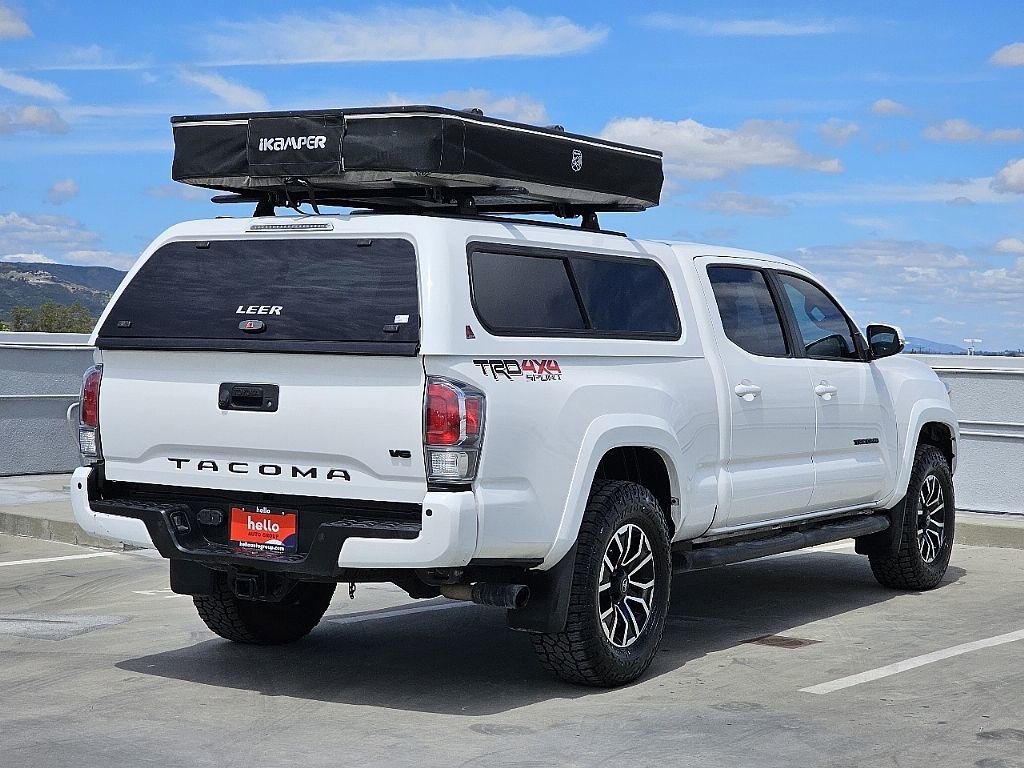 Used 2022 Toyota Tacoma TRD Sport w/ Technology Package AWD/4WD image 17