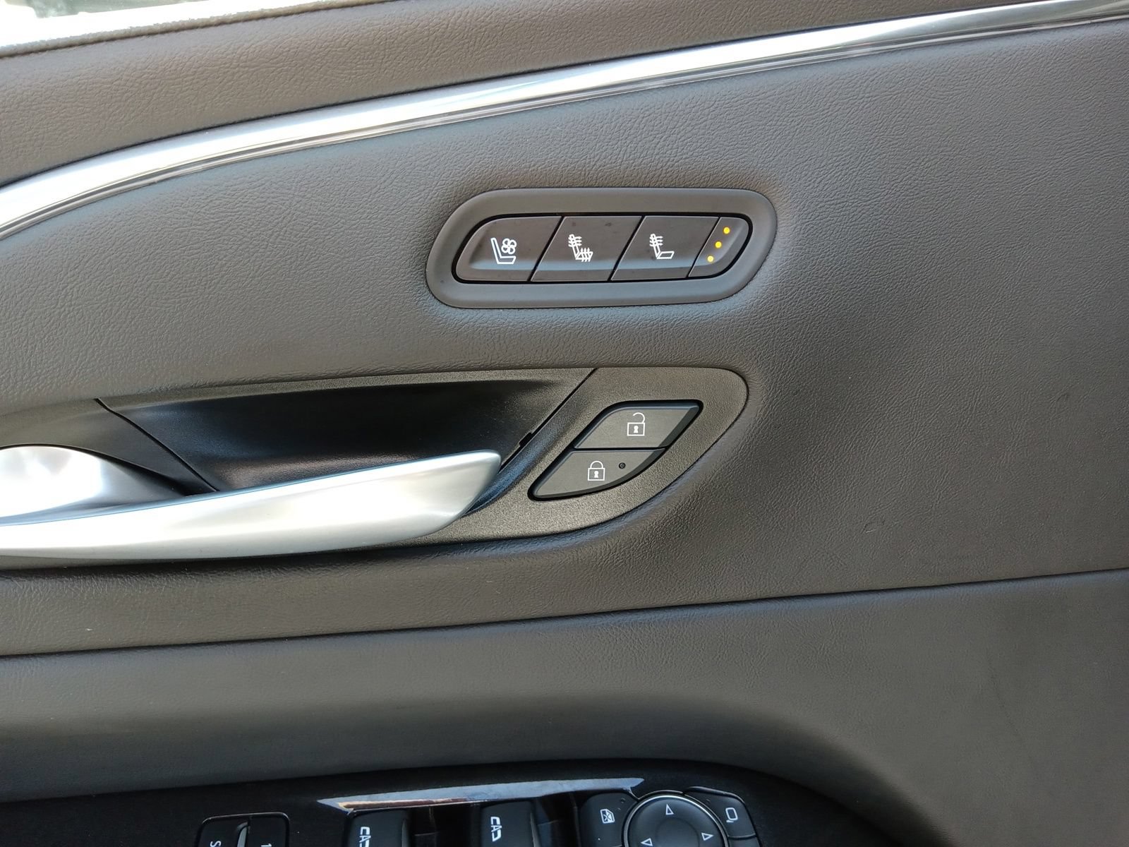 Used 2024 Cadillac Escalade Sport AWD/4WD image 10