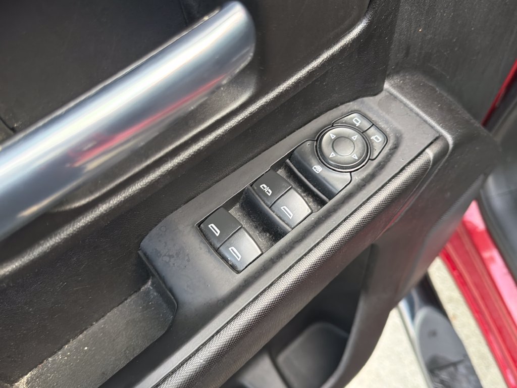 Used 2021 Chevrolet Silverado 1500 Custom Trail Boss w/ Safety Confidence Package AWD/4WD image 16