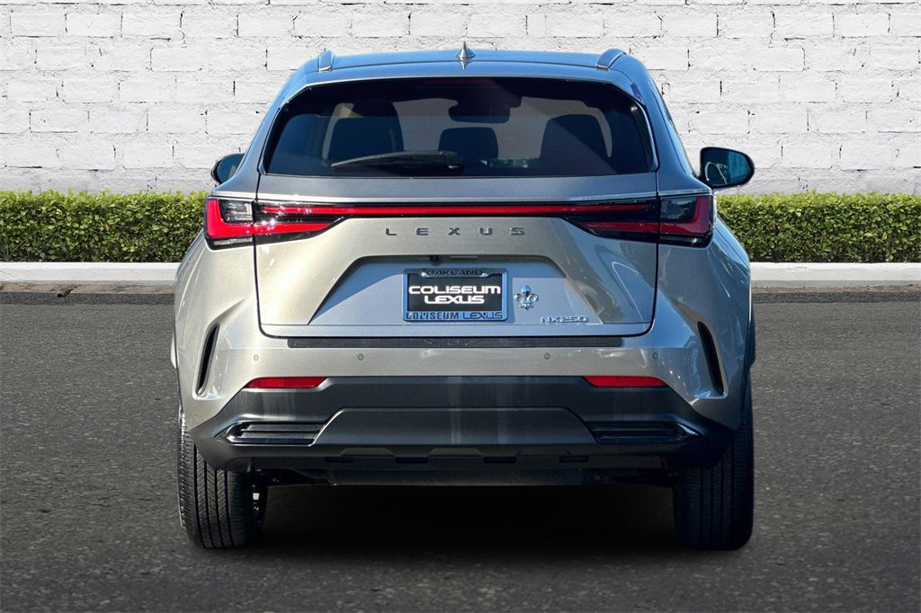 Used 2025 Lexus NX 250 FWD w/ Premium Package image 5
