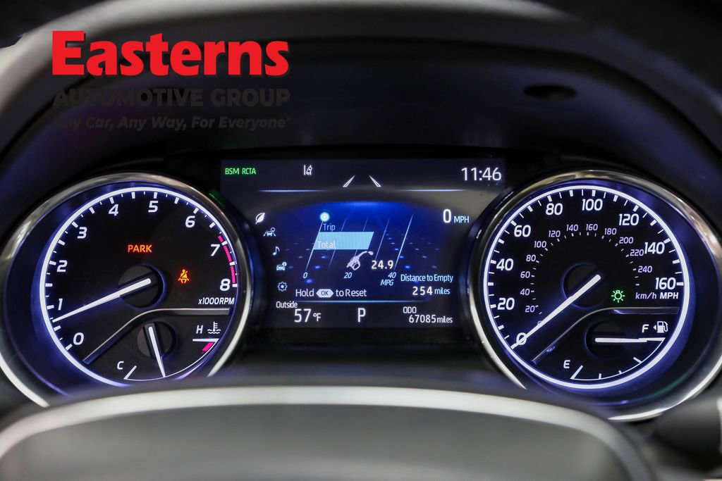 Used 2019 Toyota Camry XLE image 18