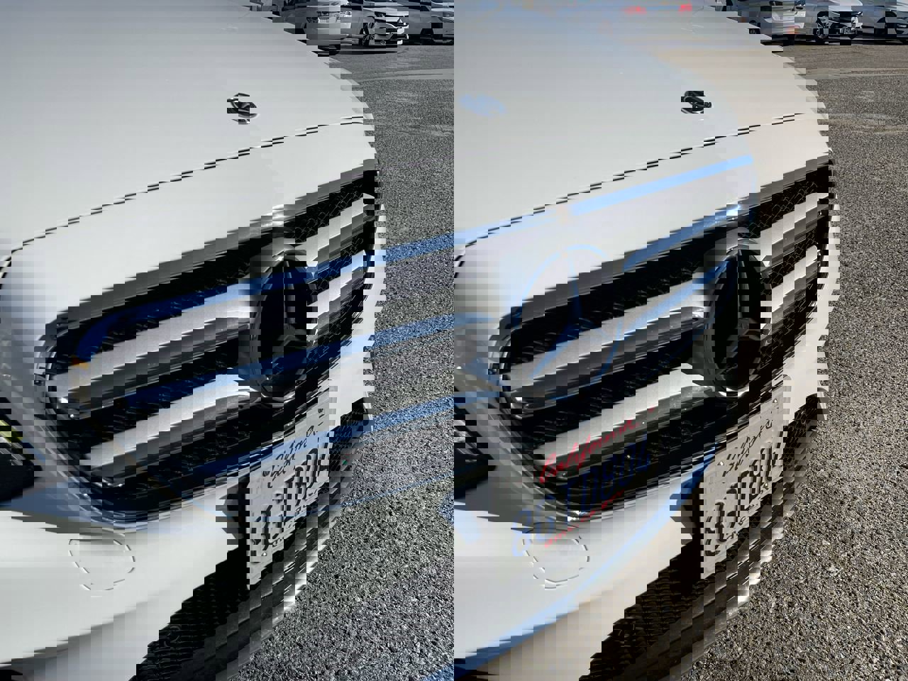 Used 2018 Mercedes-Benz E 300 E 300 image 9